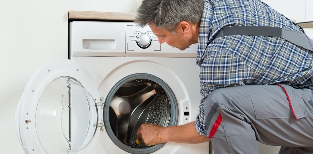 Servicio Técnico especializado Bosch tecnico_lavadora_Bosch